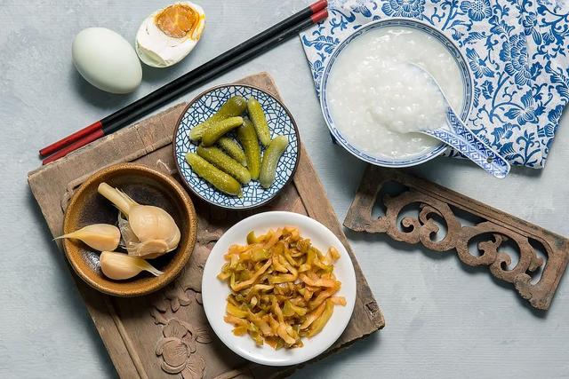 早餐主食种类有哪些，早餐的种类有哪些（这5种“受欢迎”的早餐）