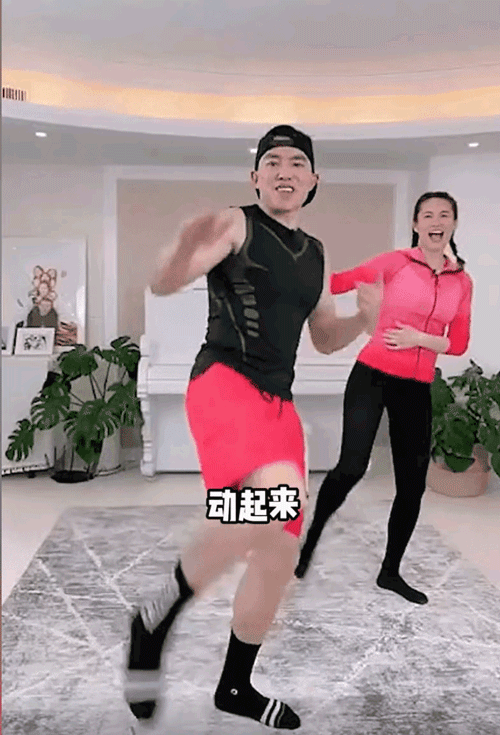 刘畊宏直播到几点结束，刘畊宏直播时间是几个小时（直播收入10天暴涨10倍）