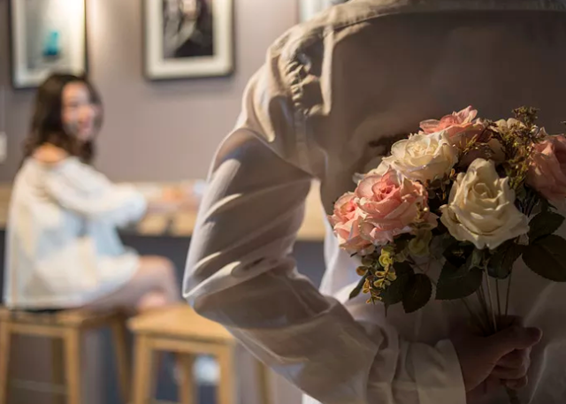 共享表格怎么弄，群共享表格怎么弄（这届年轻人开始职场化相亲）