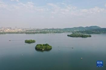 杭州西湖在哪里，杭州西湖在哪个省哪个市区（天空之眼瞰杭州西湖）