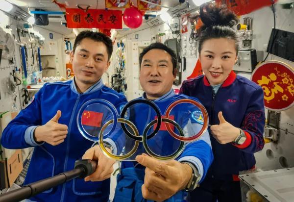 中国红旗图片(五星红旗图片)