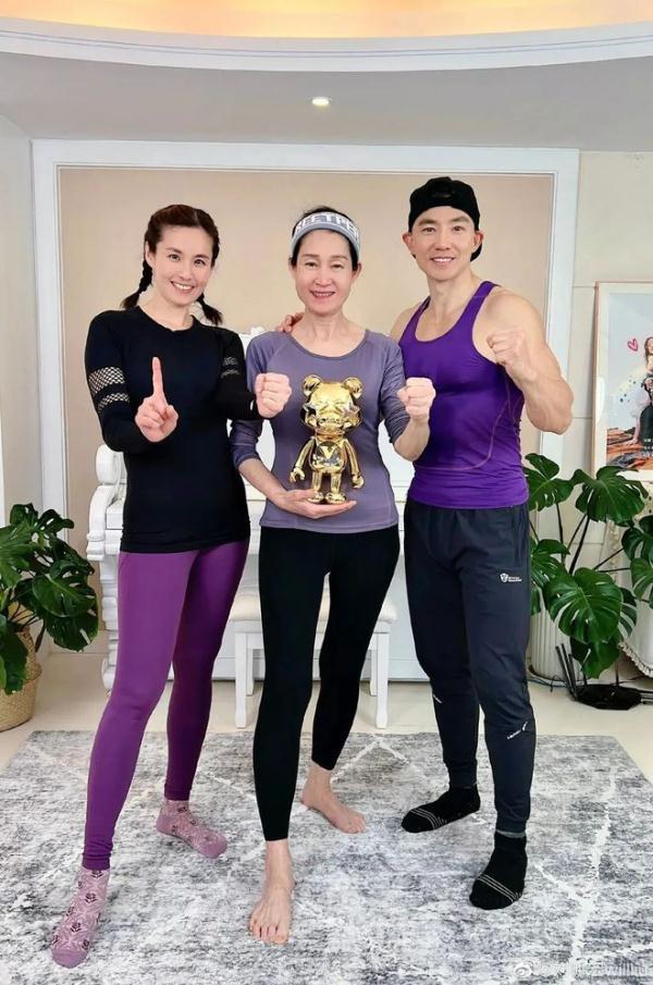 为什么刘畊宏突然爆火，刘畊宏是怎么火起来的（“掏空你身体”的刘畊宏）