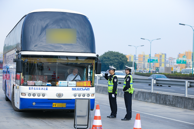 五一节可以跨省旅游吗，今年五一节可以跨省旅游吗（广东交警发布最新出行指引→）