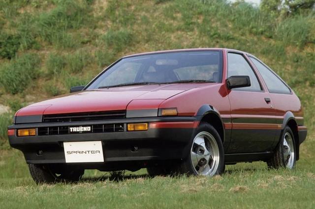 丰田ae86多少钱一辆，国内二手ae86多少钱一辆（你都不好意思说你是玩车模）