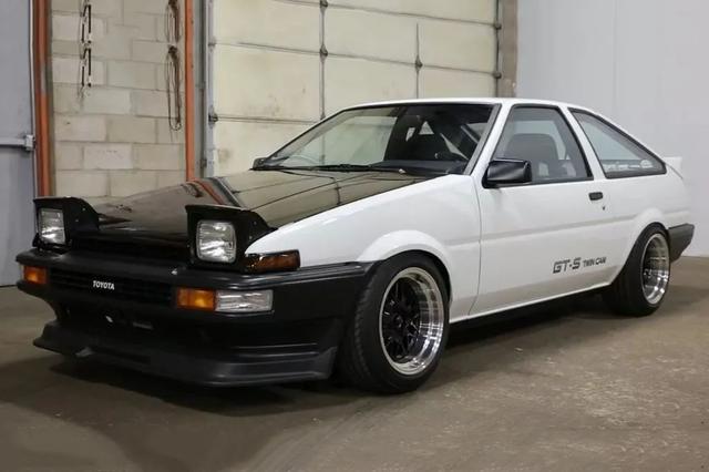 丰田ae86多少钱一辆，国内二手ae86多少钱一辆（你都不好意思说你是玩车模）