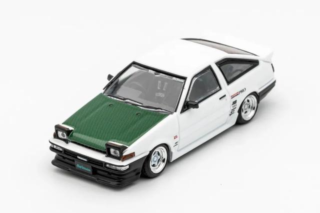 丰田ae86多少钱一辆，国内二手ae86多少钱一辆（你都不好意思说你是玩车模）