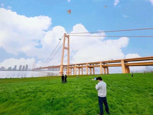 五一适合去哪里旅游，五一假期旅游（武汉市民在家门口发掘出宝藏打卡地）