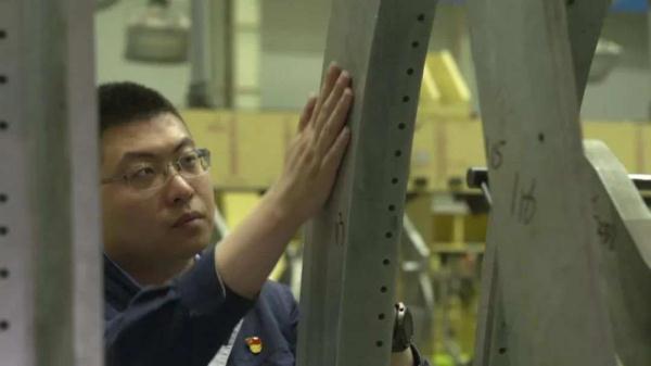 爬是什么结构的字，爬属于什么结构的字（“20家族”背后的这群人）