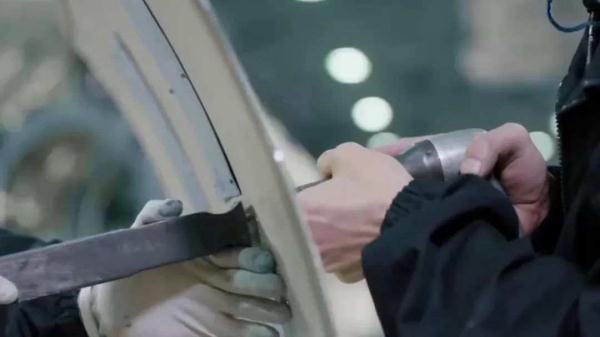 爬是什么结构的字，爬属于什么结构的字（“20家族”背后的这群人）