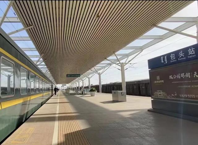 z182次列车，z182次列车到张家口站（坐的同一趟列车）