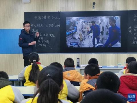 西部志愿者计划，西部温暖计划志愿服务（逐梦西部天地宽――大学生志愿服务西部计划扫描）