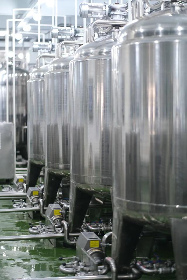 津威乳酸菌好吗，宝宝喝津威乳酸菌好吗（贵州人童年的“必喝酸奶”）