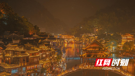 凤凰古城图片，组图丨凤凰古城（凤凰古城照片）