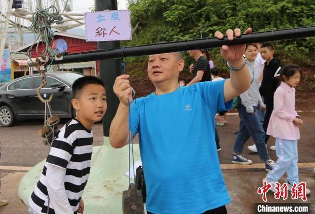 为什么有四季变化现象，为什么会形成四季变化（为啥要“尝三鲜”、系“疰夏绳”）