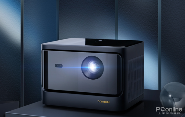 投影仪的使用方法，投影仪怎么安装和使用（投影真的更适合长辈使用吗）