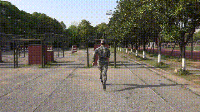 400米跑步技巧，400米跑步换道规则（动图丨400米障碍的“提升秘籍”来了）