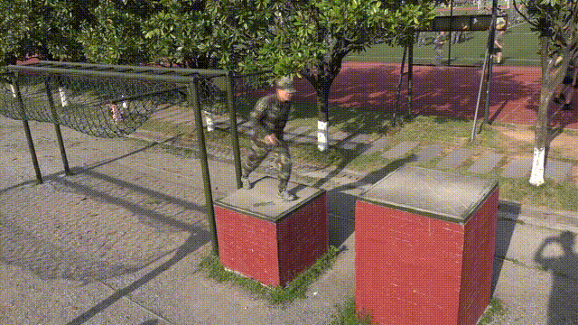 400米跑步技巧，400米跑步换道规则（动图丨400米障碍的“提升秘籍”来了）