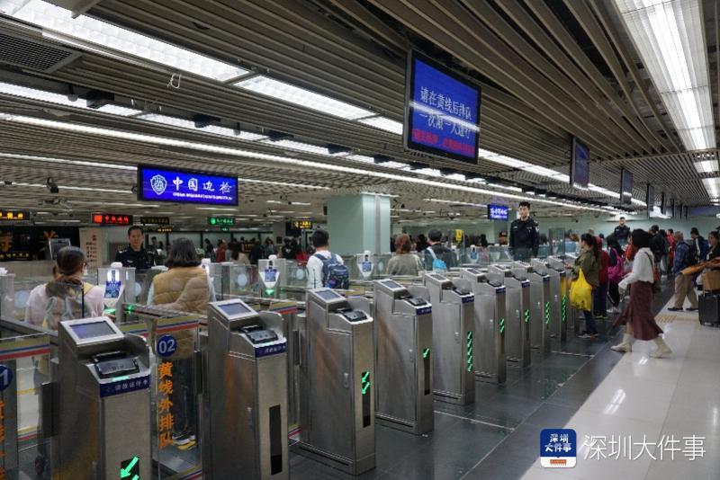 香港东铁线(港铁东铁线过海段金钟站)
