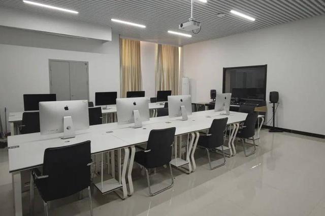 菏泽工程技师学院，菏泽工程技师学院成绩出了吗（学机器人、自动化）