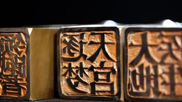 一什么赞歌，一什么细雨一什么翅膀一什么羽毛一什么赞歌一什么音符一什么一什么阵（五·一“心连心”特别节目唱响最美劳动者赞歌）