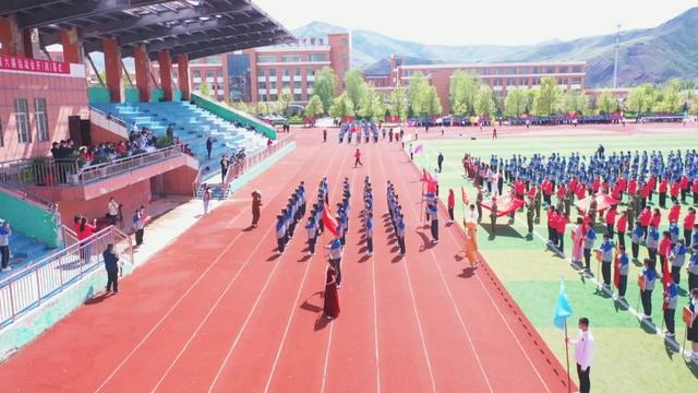 江苏省武进高级中学，2020江苏省武进高级中学高考喜报成绩、本科一本上线人数情况（拼搏绿茵场 青春梦飞扬）