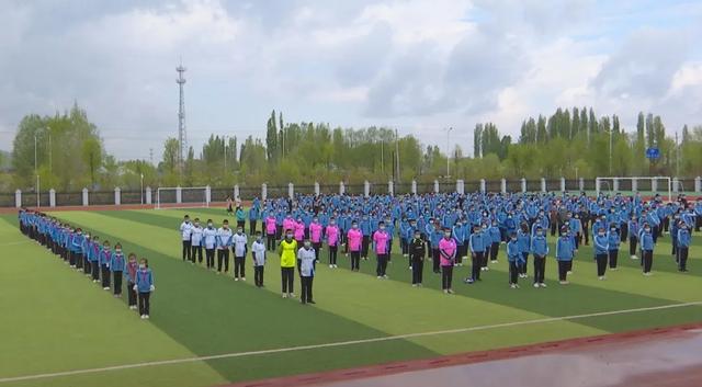 江苏省武进高级中学，2020江苏省武进高级中学高考喜报成绩、本科一本上线人数情况（拼搏绿茵场 青春梦飞扬）