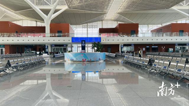 白云机场离哪个高铁站近，白云机场离广州哪个火车站比较近一点（广州北站：离机场最近的高铁站）