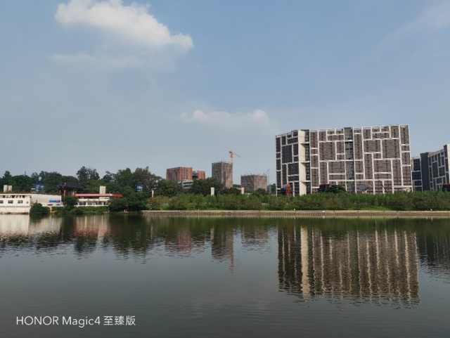 笔记本电脑可以拍照吗，适合摄影师的笔记本电脑（爱拍照的你99%无法拒绝）