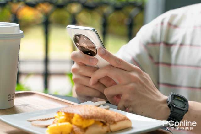 笔记本电脑可以拍照吗，适合摄影师的笔记本电脑（爱拍照的你99%无法拒绝）