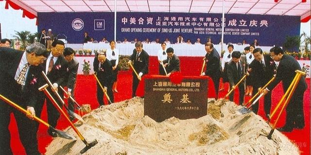 86是什么牌子的车，86现在是什么车型（20多万买车为何要放弃迈腾、凯美瑞）