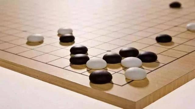 学围棋让孩子智力得到开发，学围棋能提高智商吗（盘点围棋对孩子早期教育的七大好处）