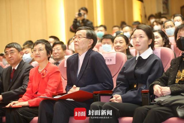 四川电影电视学院，四川电影电视学院怎么样（四川电影电视学院举办校庆30周年“川流簇梦）