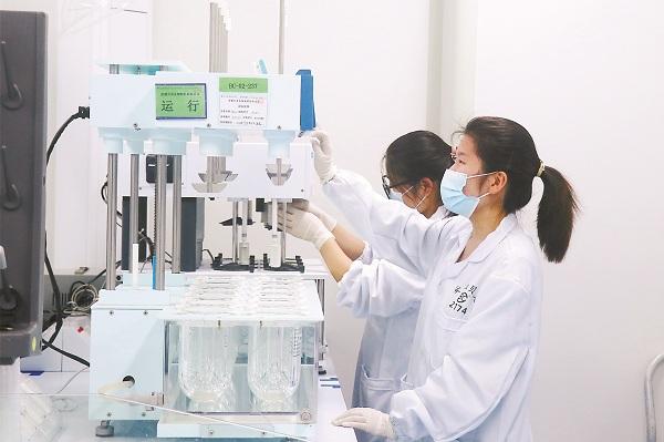 新冠疫情作文素材积累，新冠疫情小学生作文素材（深度关注丨科技防治）