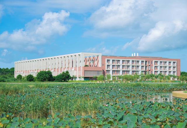 珠海考试招生网，求大虾！！小弟珠海的....（珠海科技学院2022年夏季高考招生章程）