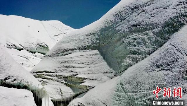 冰川下的湖泊是怎么形成的，冰川湖的形成过程（长江源姜古迪如冰川发现冰面湖）