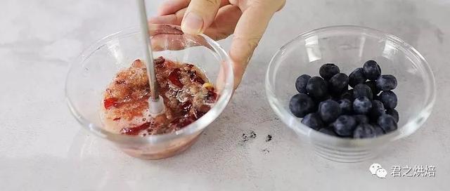 冰激凌蛋糕做法教程，水果冰淇淋蛋糕