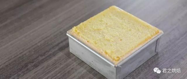 冰激凌蛋糕做法教程，水果冰淇淋蛋糕
