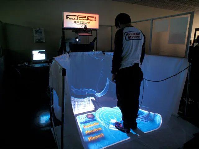 怎么让脚心变得超级怕痒,哪个星座最怕痒脚心又白(脚底的哪个部位最怕