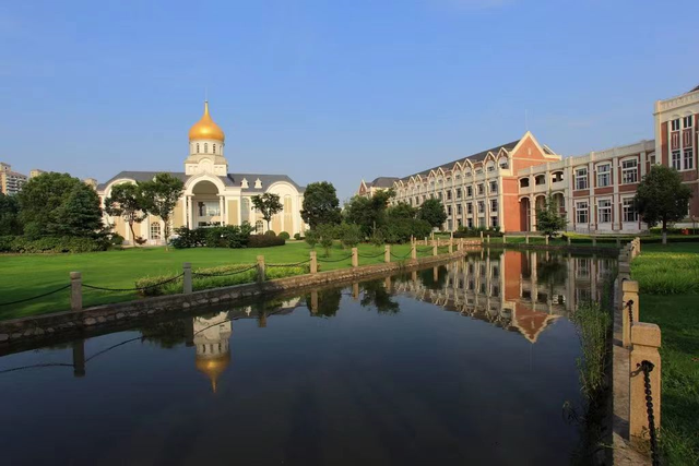 上海外国语大学排名全国第几，上海外国语大学排名2022年最新排名（这所低调的“211”要藏不住了）