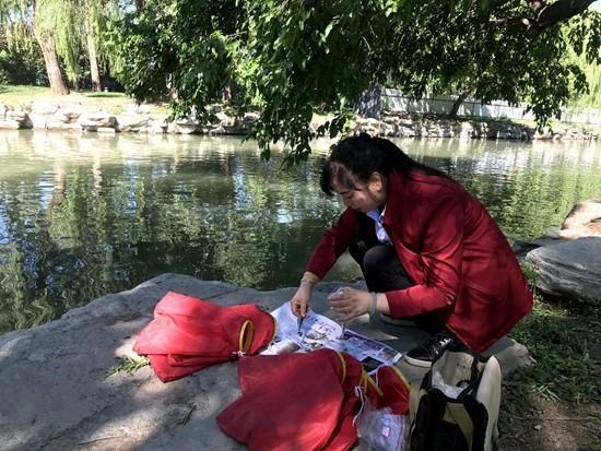 古人却云“千峰翠色”，千峰彩翠城关（颐和园“捉虫人”）