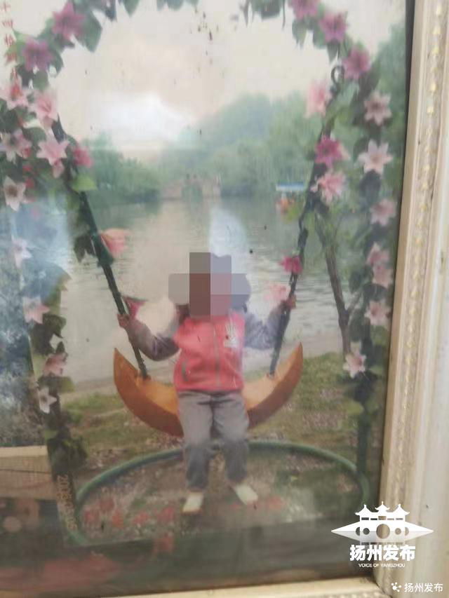 2020年李嫣近照，李嫣最新近照（卖冰棒打零工既当爹又当妈）