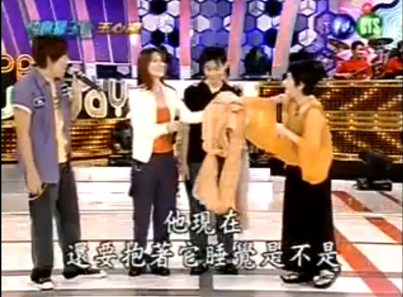 王心凌歌曲排行榜，39点几岁的王心凌到底有多甜