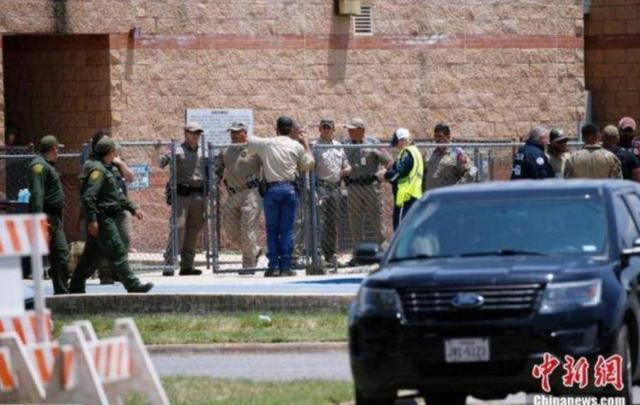 2012年大事件汇总，2012年大事件政治（十年来最严重校园大屠杀）