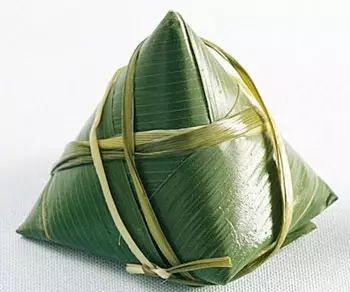 端午节包粽子的方法与步骤，端午节怎么包粽子的过程（教你粽子的三种不同包法）