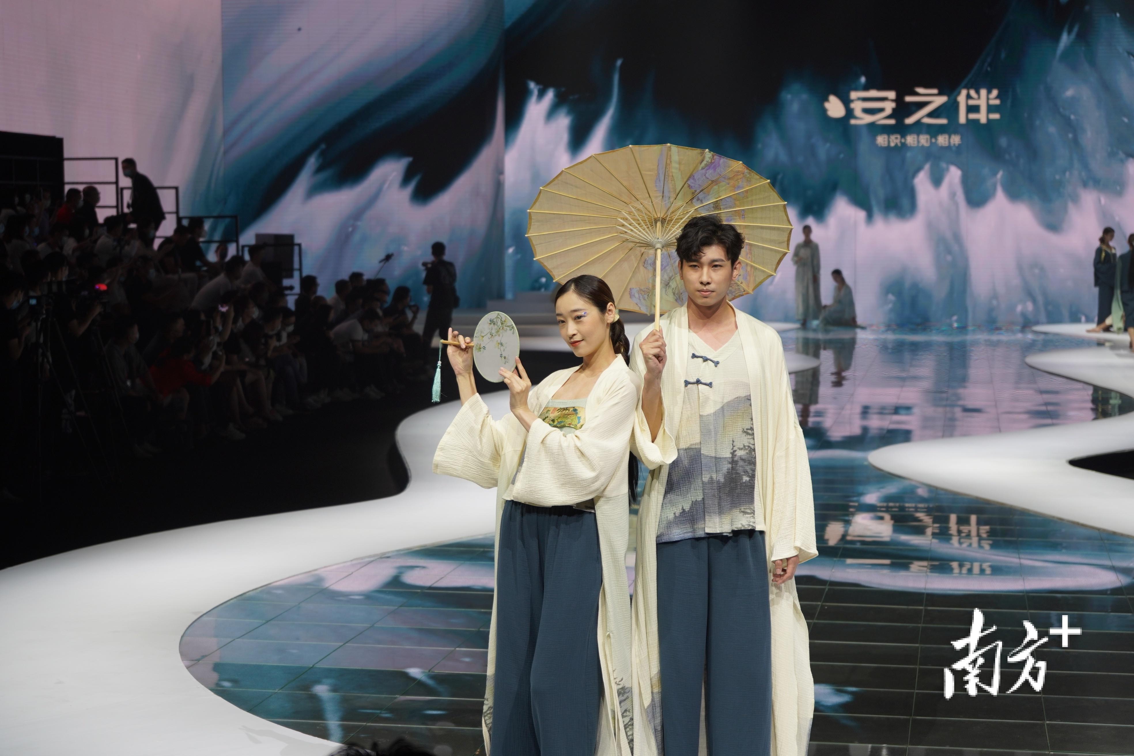 新美婷内衣(汕头内衣厂家)