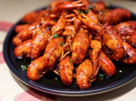 虾黄可以吃吗小龙虾的虾黄，小龙虾有虾黄吗能吃吗（小龙虾的“虾黄”到底可不可以吃）