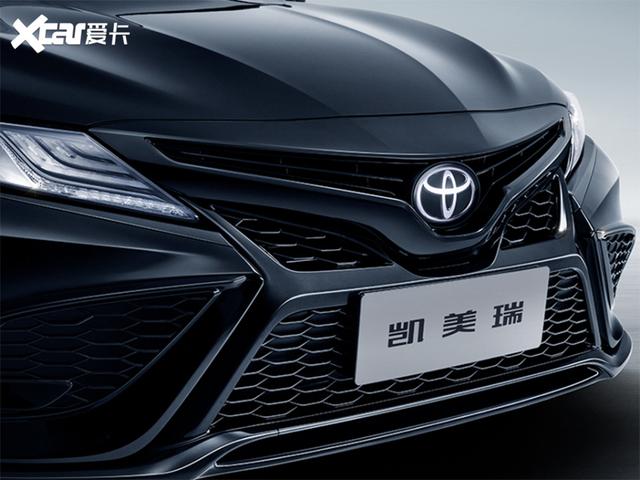 丰田凯美瑞价格及图片，丰田凯美瑞价格及图片易车汽车（2023款丰田凯美瑞SE曝光）