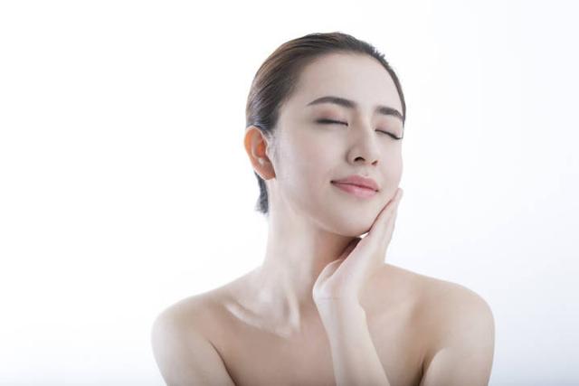 皮肤清洁的最佳方法，清洁皮肤简单的方法（好皮肤不是“灌”出来的）