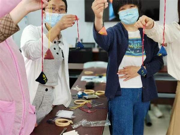 吃粽子是什么节日，端午节吃粽子的寓意（粽叶香、活动多、情谊长）