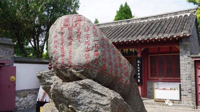 热风海陆头像/“在日落之前牵一次手吧.”微信，热风海陆头像/“在日落之前牵一次手吧.”（燕台石，烟台的四季咏叹）